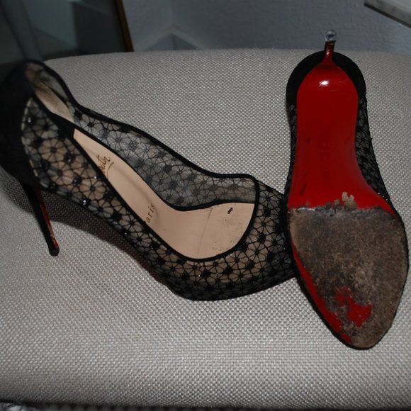 CHRISTIAN LOUBOUTIN - VERY LACE PLATFORM PUMPS - Picture 11 of 12
